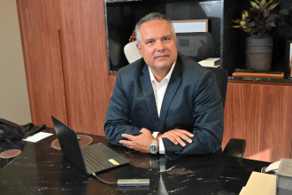 Elmar Juan Passos Varjão Bomfim explica como as inovações digitais estão transformando o futuro da engenharia e da infraestrutura em projetos mais inteligentes e eficientes.