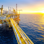 Pessimismo da indústria brasileira cresce com cenário externo adverso e alta do petróleo