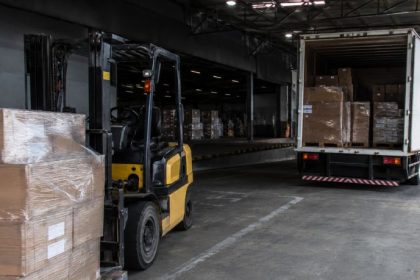 Custos Logísticos Invisíveis: O Impacto da Insegurança no Transporte de Cargas para a Indústria Brasileira